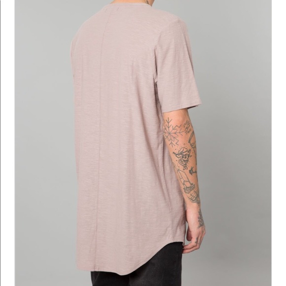 Elwood Longline Slim fit Basic Tee - Picture 2 of 4